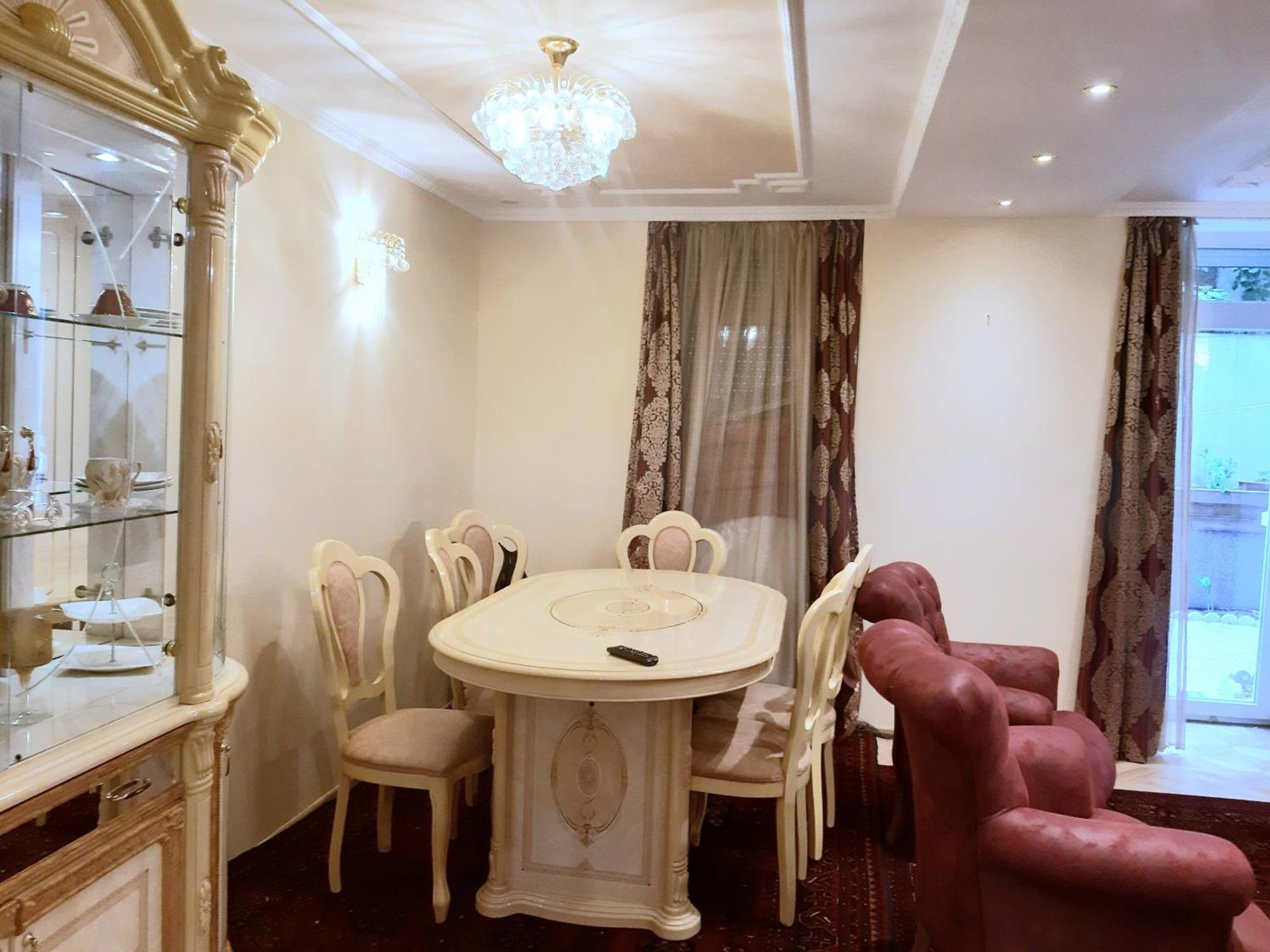 Grosse Wohnung Naehe Zentrum Viyana Dış mekan fotoğraf