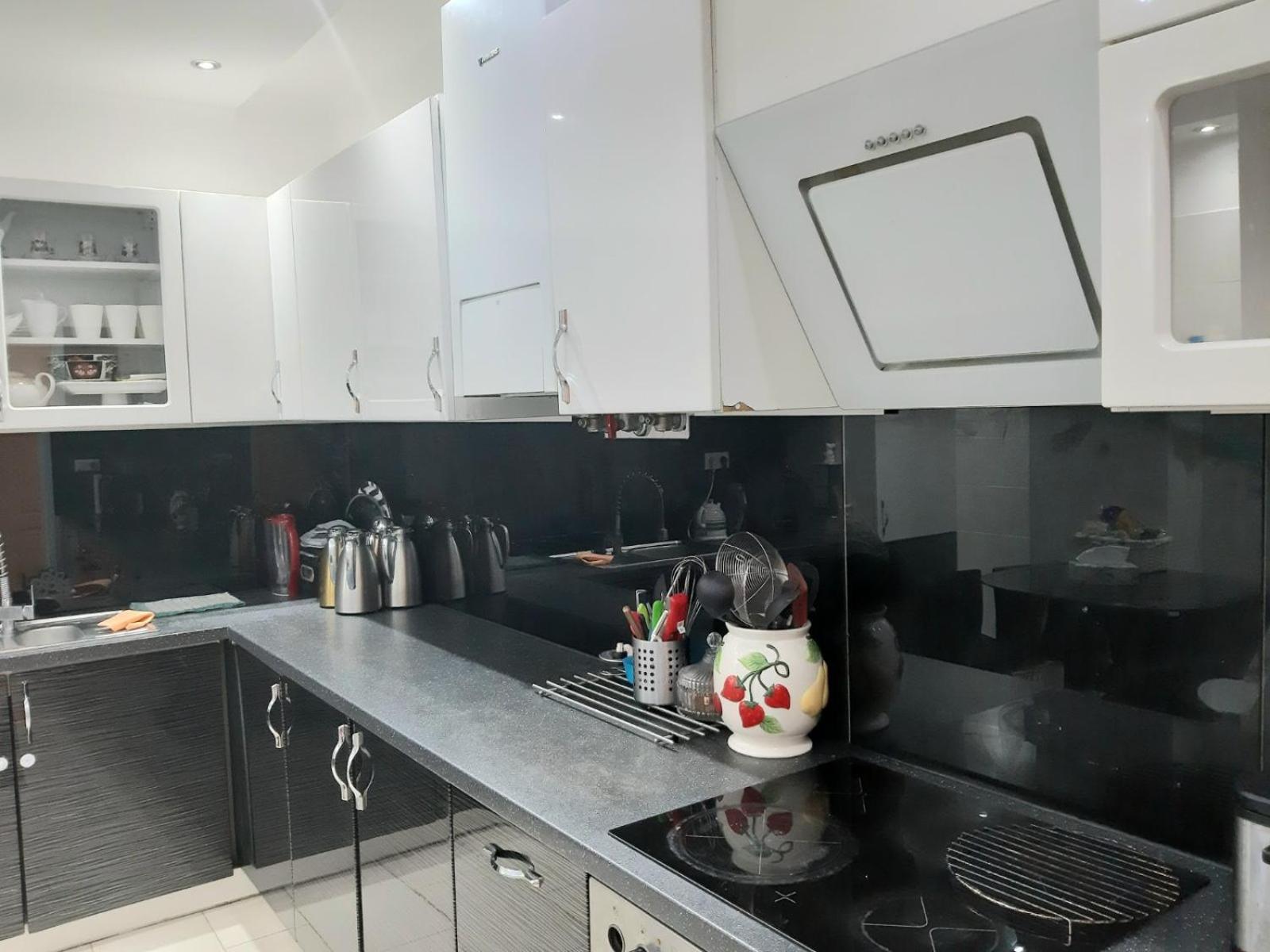 Grosse Wohnung Naehe Zentrum Viyana Dış mekan fotoğraf