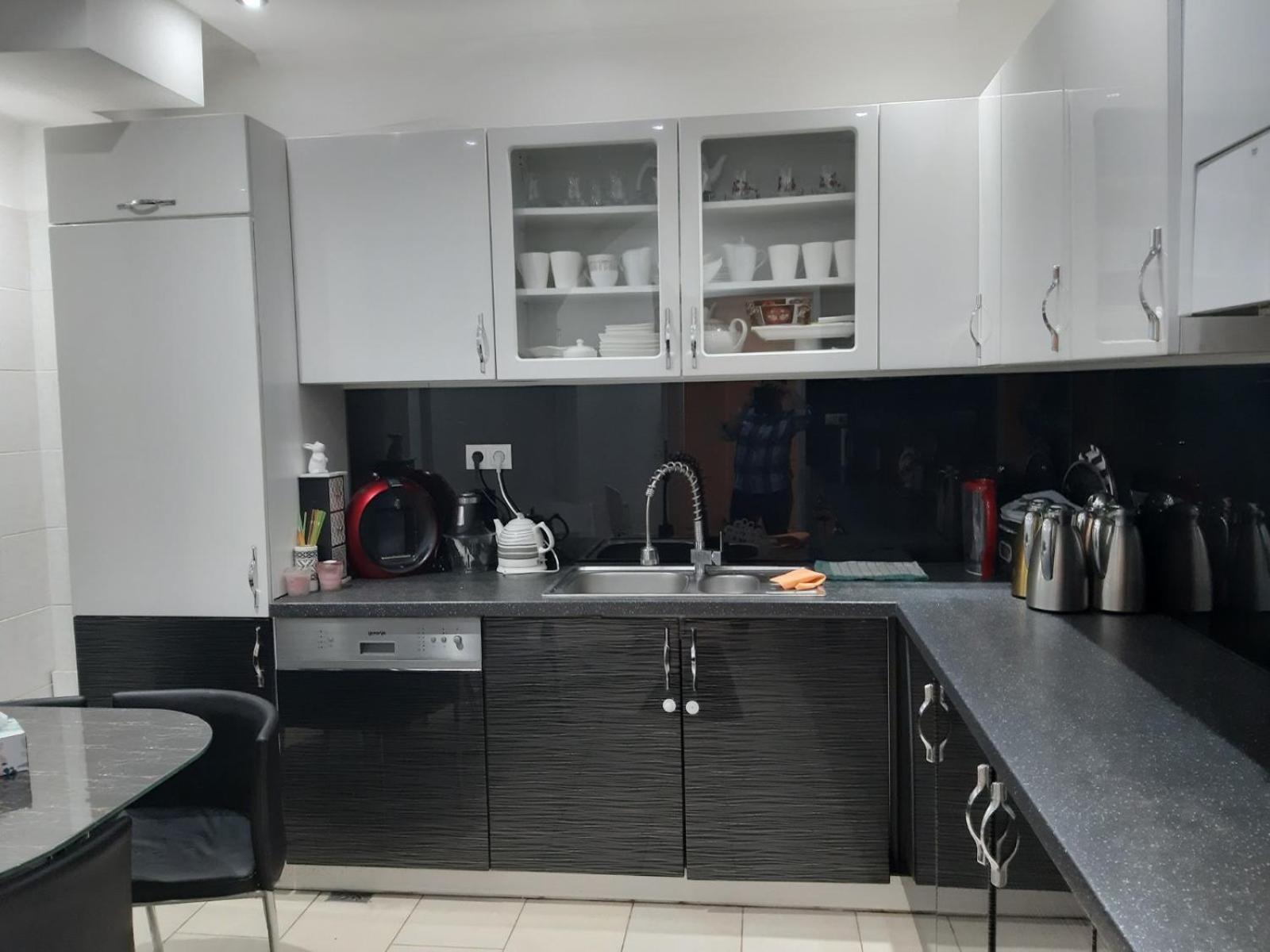 Grosse Wohnung Naehe Zentrum Viyana Dış mekan fotoğraf